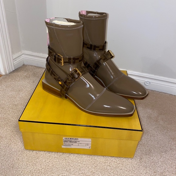 FENDI NEOPRENE BOOTS - Picture 6 of 12